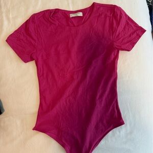 Babaton Fuchsia Short Sleeve Tee